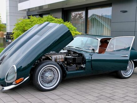 Зелений Ягуар E-Type, об'ємом двигуна 3.8 л та пробігом 2 тис. км за 278794 $, фото 1 на Automoto.ua