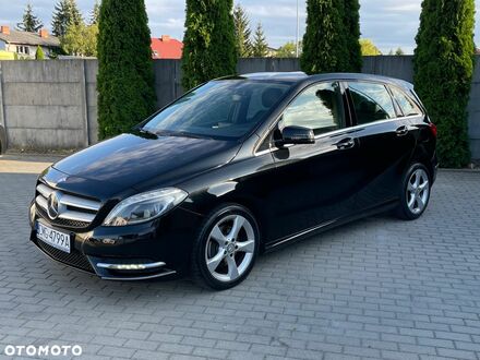Мерседес Б-класс 2013 в Европе на Automoto.ua Черный Мерседес Б-класс, объемом двигателя 1 л и пробегом 159 тыс. км за 9662 $, фото 1 на Automoto.ua