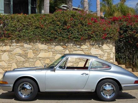 Порше 912 1965 в Европе на Automoto.ua Серебряный Порше 912, объемом двигателя 0 л и пробегом 68 тыс. км за 68838 $, фото 1 на Automoto.ua