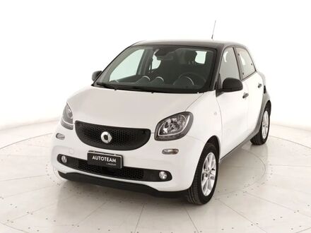 Смарт Forfour 2019 у Європі на Automoto.ua Білий Смарт Forfour, об'ємом двигуна 1 л та пробігом 60 тис. км за 16067 $, фото 1 на Automoto.ua