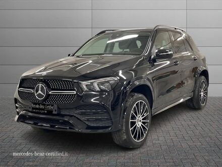 Мерседес GLE 300 2022 в Европе на Automoto.ua Черный Мерседес GLE 300, объемом двигателя 1.99 л и пробегом 124 тыс. км за 61256 $, фото 1 на Automoto.ua
