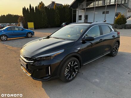 Киа XCeed 2023 в Европе на Automoto.ua Черный Киа XCeed, объемом двигателя 1 л и пробегом 4 тыс. км за 99900 $, фото 1 на Automoto.ua