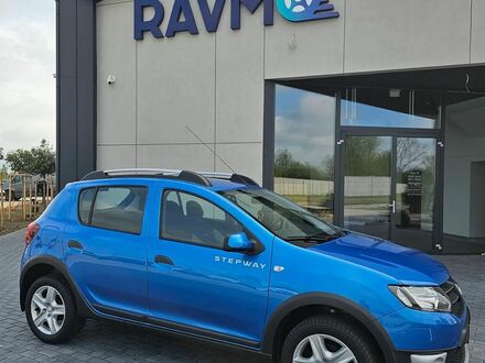 Дачия Sandero StepWay 2014 в Европе на Automoto.ua Синий Дачия Sandero StepWay, объемом двигателя 0.9 л и пробегом 20 тыс. км за 24900 $, фото 1 на Automoto.ua
