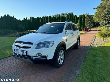 Шевроле Каптіва 2009 у Європі на Automoto.ua Білий Шевроле Каптіва, об'ємом двигуна 1 л та пробігом 220 тис. км за 24500 $, фото 1 на Automoto.ua