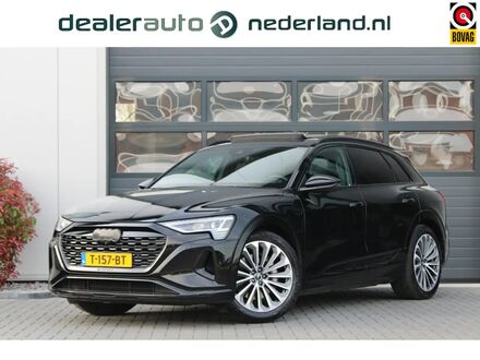 Ауді Q8 e-tron 2023 у Європі на Automoto.ua Чорний Ауді Q8 e-tron, об'ємом двигуна 0 л та пробігом 76 тис. км за 73898 $, фото 1 на Automoto.ua