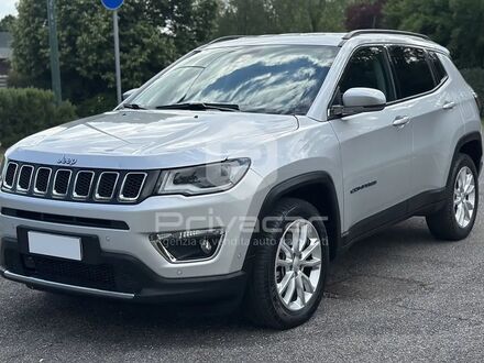 Джип Compass 2021 у Європі на Automoto.ua Срібний Джип Compass, об'ємом двигуна 1.33 л та пробігом 95 тис. км за 19322 $, фото 1 на Automoto.ua