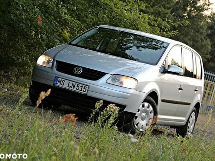 Фольксваген Туран 2003 в Европе на Automoto.ua Фольксваген Туран, объемом двигателя 1.9 л и пробегом 248 тыс. км за 13200 $, фото 1 на Automoto.ua