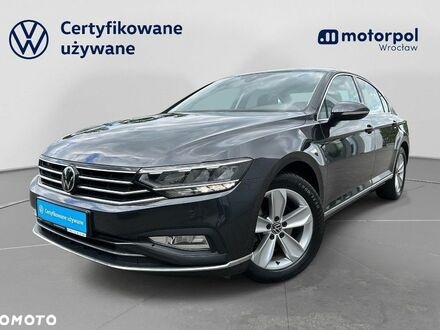 Фольксваген Пассат 2020 у Європі на Automoto.ua Сірий Фольксваген Пассат, об'ємом двигуна 1 л та пробігом 55 тис. км за 23221 $, фото 1 на Automoto.ua