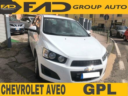 Шевроле Авео 2013 у Європі на Automoto.ua Білий Шевроле Авео, об'ємом двигуна 1.2 л та пробігом 139 тис. км за 5700 $, фото 1 на Automoto.ua