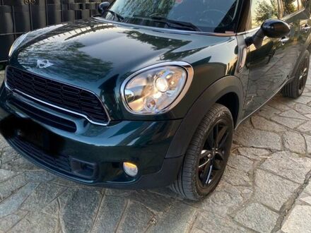 Зелений Міні Cooper Countryman, об'ємом двигуна 2 л та пробігом 169 тис. км за 9674 $, фото 1 на Automoto.ua