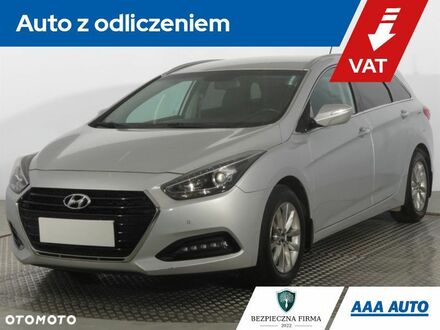 Хендай і40, об'ємом двигуна 2 л та пробігом 119 тис. км за 13607 $, фото 1 на Automoto.ua