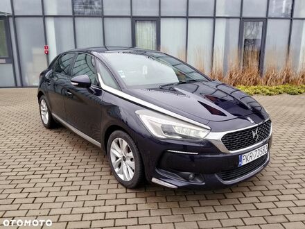 Ситроен ДС5 2016 в Европе на Automoto.ua Ситроен ДС5, объемом двигателя 1 л и пробегом 153 тыс. км за 38900 $, фото 1 на Automoto.ua