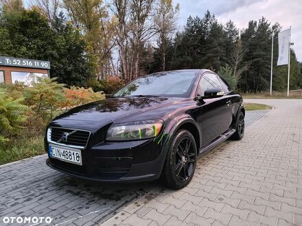 Вольво C30 2007 у Європі на Automoto.ua Чорний Вольво C30, об'ємом двигуна 1 л та пробігом 306 тис. км за 10500 $, фото 1 на Automoto.ua
