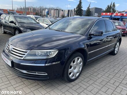 Фольксваген Фаетон 2011 в Европе на Automoto.ua Синий Фольксваген Фаетон, объемом двигателя 2.97 л и пробегом 316 тыс. км за 9662 $, фото 1 на Automoto.ua