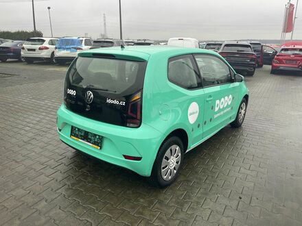 Фольксваген Ап 2022 в Европе на Automoto.ua Белый Фольксваген Ап, объемом двигателя 1 л и пробегом 163 тыс. км за 4203 $, фото 1 на Automoto.ua