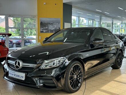 Мерседес C43 AMG 2021 в Европе на Automoto.ua Черный Мерседес C43 AMG, объемом двигателя 3 л и пробегом 6 тыс. км за 56414 $, фото 1 на Automoto.ua