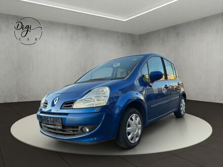 Рено Модус 2009 в Европе на Automoto.ua Синий Рено Модус, объемом двигателя 1.15 л и пробегом 42 тыс. км за 6258 $, фото 1 на Automoto.ua