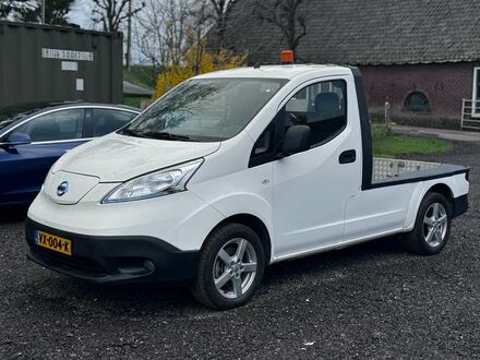 Білий Ніссан e-NV200, об'ємом двигуна 0 л та пробігом 77 тис. км за 12377 $, фото 1 на Automoto.ua