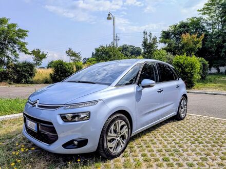 Ситроен С4 Пикассо 2016 в Европе на Automoto.ua Ситроен С4 Пикассо, объемом двигателя 1.56 л и пробегом 96 тыс. км за 14942 $, фото 1 на Automoto.ua