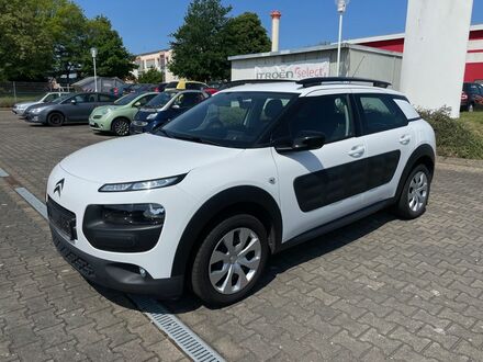Сітроен C4 Кактус 2016 у Європі на Automoto.ua Білий Сітроен C4 Кактус, об'ємом двигуна 1.2 л та пробігом 74 тис. км за 10432 $, фото 1 на Automoto.ua