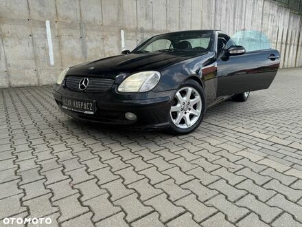 Мерседес СЛК-Класс 2002 в Европе на Automoto.ua Черный Мерседес СЛК-Класс, объемом двигателя 1 л и пробегом 274 тыс. км за 2398 $, фото 1 на Automoto.ua