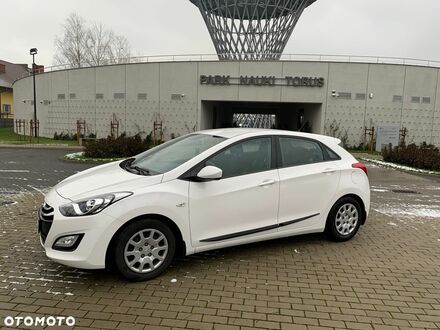 Хендай i30, об'ємом двигуна 1.59 л та пробігом 103 тис. км за 9071 $, фото 1 на Automoto.ua