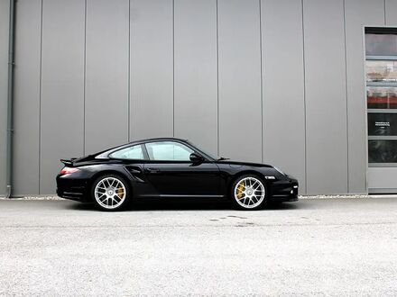 Порше 997 2011 в Европе на Automoto.ua Черный Порше 997, объемом двигателя 3.8 л и пробегом 60 тыс. км за 160007 $, фото 1 на Automoto.ua