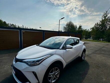 Тойота C-HR 2019 в Европе на Automoto.ua Белый Тойота C-HR, объемом двигателя 1.2 л и пробегом 51000 тыс. км за 74900 $, фото 1 на Automoto.ua