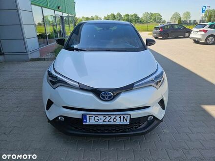 Тойота C-HR, объемом двигателя 1.8 л и пробегом 108 тыс. км за 17171 $, фото 1 на Automoto.ua