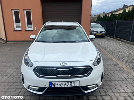 Кіа Niro, об'ємом двигуна 1.58 л та пробігом 150 тис. км за 14017 $, фото 1 на Automoto.ua