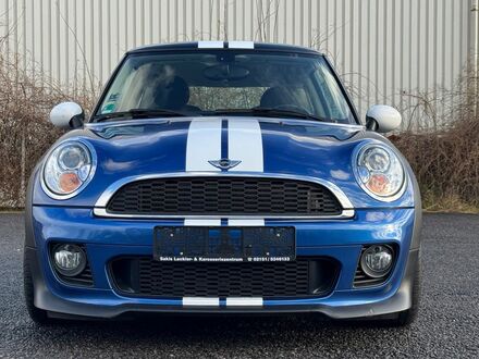 Міні Купер Д 2012 у Європі на Automoto.ua Синій Міні Купер Д, об'ємом двигуна 2 л та пробігом 129 тис. км за 9005 $, фото 1 на Automoto.ua