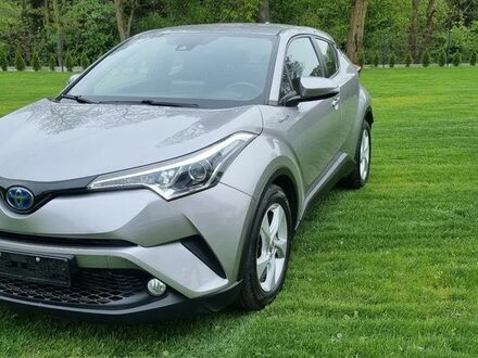 Тойота C-HR, объемом двигателя 1.8 л и пробегом 122 тыс. км за 14363 $, фото 1 на Automoto.ua