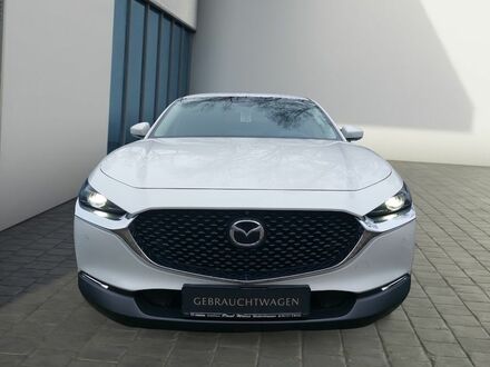 Белый Мазда CX-30, объемом двигателя 2 л и пробегом 51 тыс. км за 22511 $, фото 1 на Automoto.ua