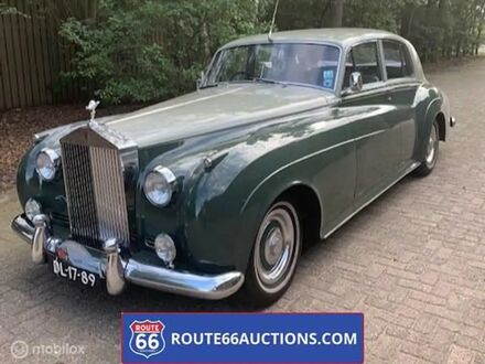 Ролс Ройс Cloud 1957 у Європі на Automoto.ua Зелений Ролс Ройс Cloud, об'ємом двигуна 0 л та пробігом 12 тис. км за 20869 $, фото 1 на Automoto.ua