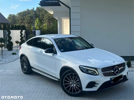 Мерседес ЦЛЦ-класс 2018 в Европе на Automoto.ua Белый Мерседес ЦЛЦ-класс, объемом двигателя 1 л и пробегом 149 тыс. км за 31211 $, фото 1 на Automoto.ua