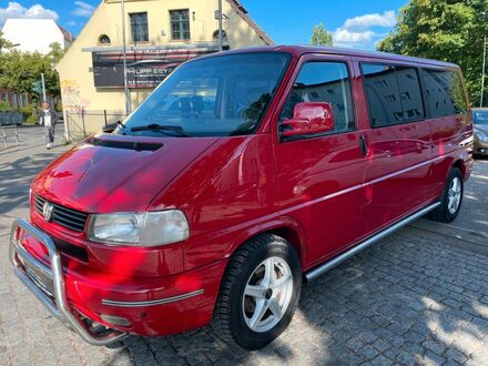 Фольксваген Т4 1996 у Європі на Automoto.ua Червоний Фольксваген Т4, об'ємом двигуна 2.46 л та пробігом 270 тис. км за 7964 $, фото 1 на Automoto.ua