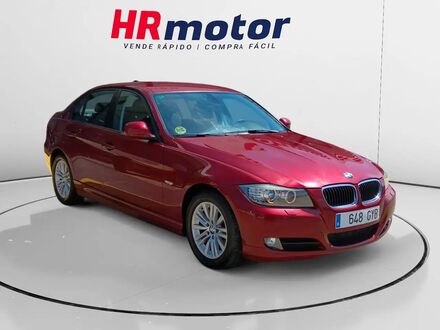 БМВ 320 2010 в Европе на Automoto.ua Красный БМВ 320, объемом двигателя 2 л и пробегом 171 тыс. км за 13195 $, фото 1 на Automoto.ua