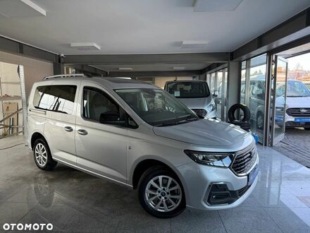 Форд Турнео Коннект 2022 в Европе на Automoto.ua Серый Форд Турнео Коннект, объемом двигателя 1 л и пробегом 90 тыс. км за 109900 $, фото 1 на Automoto.ua
