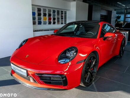 Порше 911 2022 у Європі на Automoto.ua Червоний Порше 911, об'ємом двигуна 2.98 л та пробігом 71 тис. км за 749999 $, фото 1 на Automoto.ua