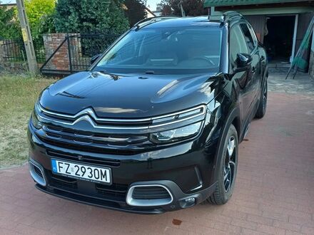 Ситроен C5 Aircross 2019 в Европе на Automoto.ua Черный Ситроен C5 Aircross, объемом двигателя 1 л и пробегом 125 тыс. км за 20097 $, фото 1 на Automoto.ua