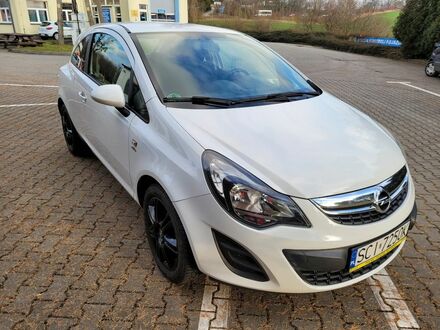 Опель Корса 2013 в Европе на Automoto.ua Белый Опель Корса, объемом двигателя 1.25 л и пробегом 192 тыс. км за 14900 $, фото 1 на Automoto.ua