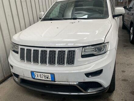 Джип Гранд Чероки 2014 в Европе на Automoto.ua Белый Джип Гранд Чероки, объемом двигателя 2.99 л и пробегом 83 тыс. км за 7300 $, фото 1 на Automoto.ua