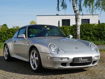 Порше 993 1997 в Европе на Automoto.ua Серебряный Порше 993, объемом двигателя 3.6 л и пробегом 52 тыс. км за 190691 $, фото 1 на Automoto.ua