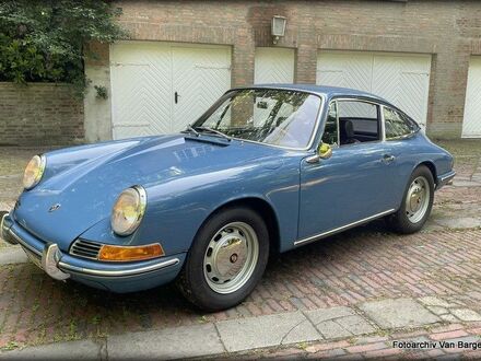 Порше 911 1965 в Европе на Automoto.ua Синий Порше 911, объемом двигателя 1.99 л и пробегом 59 тыс. км за 148183 $, фото 1 на Automoto.ua