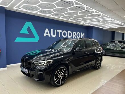 БМВ Х5 2022 в Европе на Automoto.ua Черный БМВ Х5, объемом двигателя 3 л и пробегом 36 тыс. км за 75725 $, фото 1 на Automoto.ua