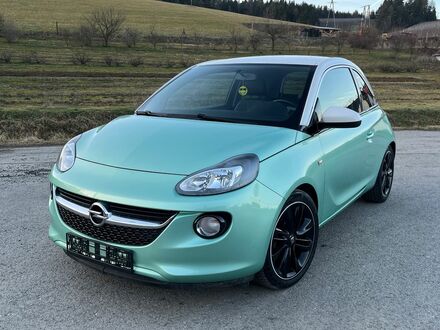 Опель Адам 2013 в Европе на Automoto.ua Зеленый Опель Адам, объемом двигателя 1 л и пробегом 121 тыс. км за 22900 $, фото 1 на Automoto.ua