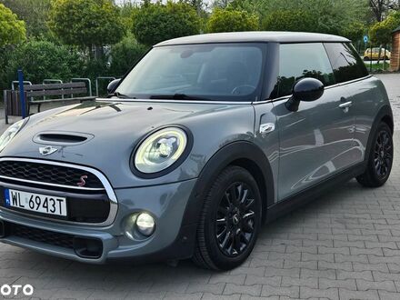 Міні Cooper S, об'ємом двигуна 2 л та пробігом 160 тис. км за 13369 $, фото 1 на Automoto.ua