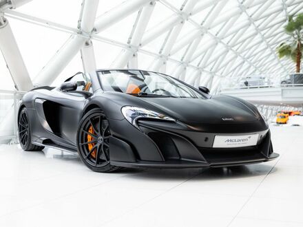 Чорний МакЛарен 675LT, об'ємом двигуна 3.8 л та пробігом 15 тис. км за 309727 $, фото 1 на Automoto.ua