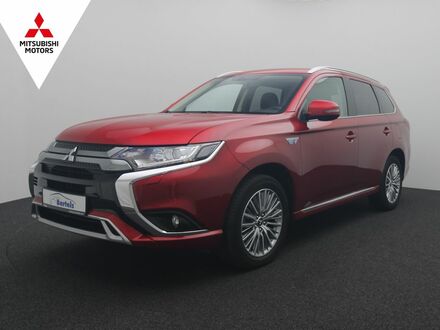 Червоний Міцубісі Outlander PHEV, об'ємом двигуна 2.36 л та пробігом 71 тис. км за 25644 $, фото 1 на Automoto.ua