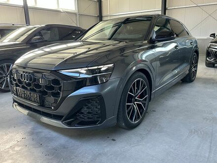 Ауди SQ8 2025 в Европе на Automoto.ua Серый Ауди SQ8, объемом двигателя 4 л и пробегом 1 тыс. км за 114833 $, фото 1 на Automoto.ua